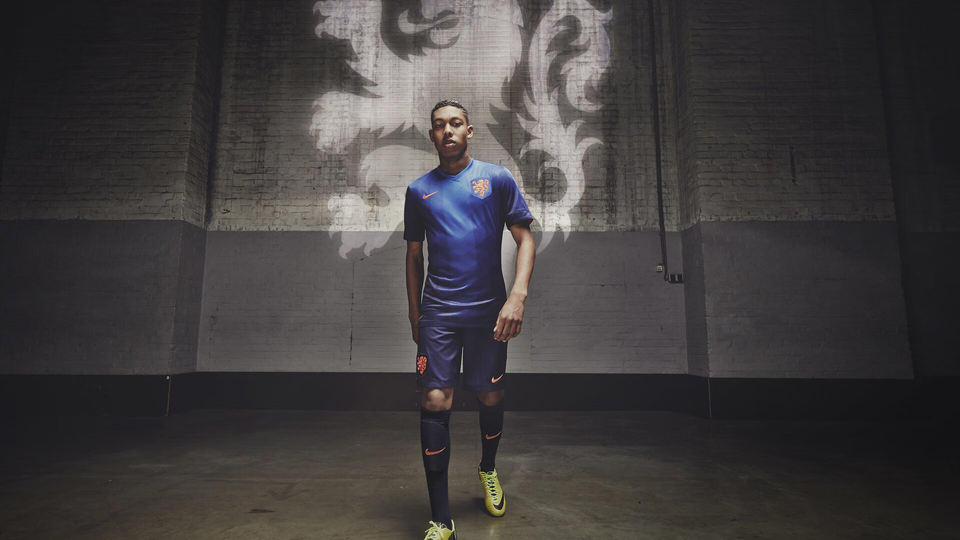 C罗在热火比赛中关键助攻，回归赛场引发热议！