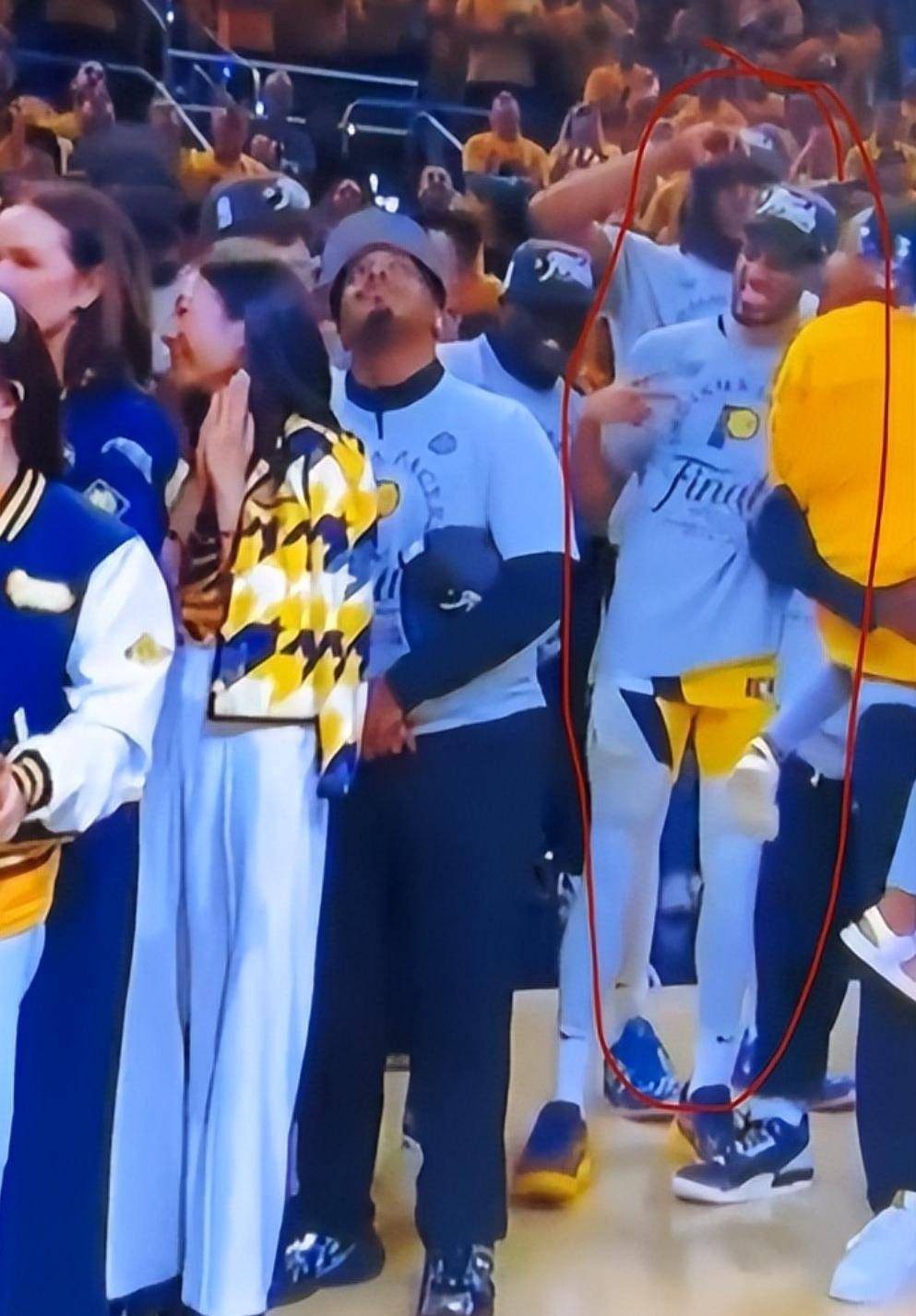 西亚卡姆遭遇十五连败，加拿大队教练面临压力！(西亚卡姆足球)