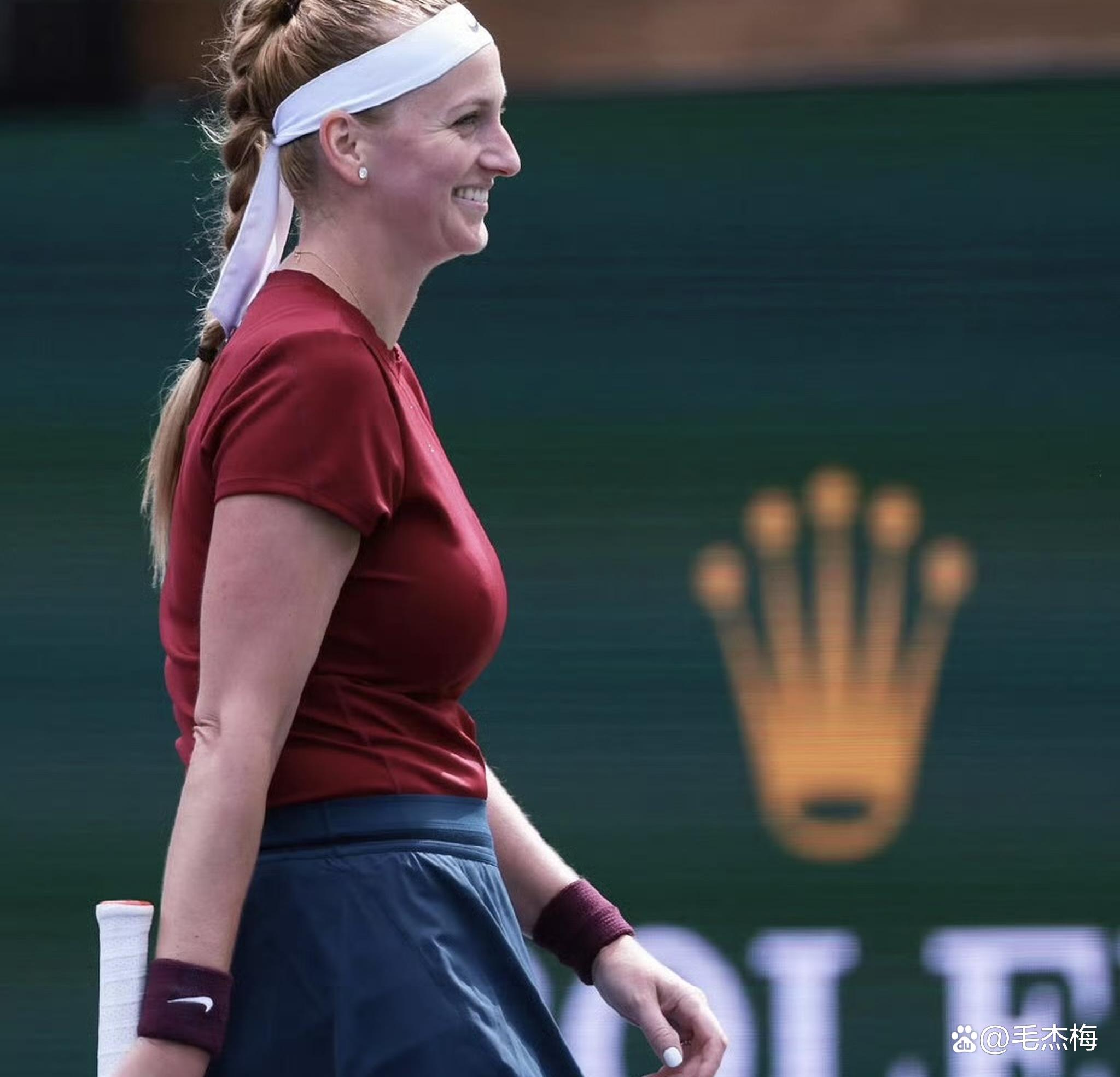 科维托娃连续十二场比赛得分超过惊险取胜，湖人挑战极限！的简单介绍